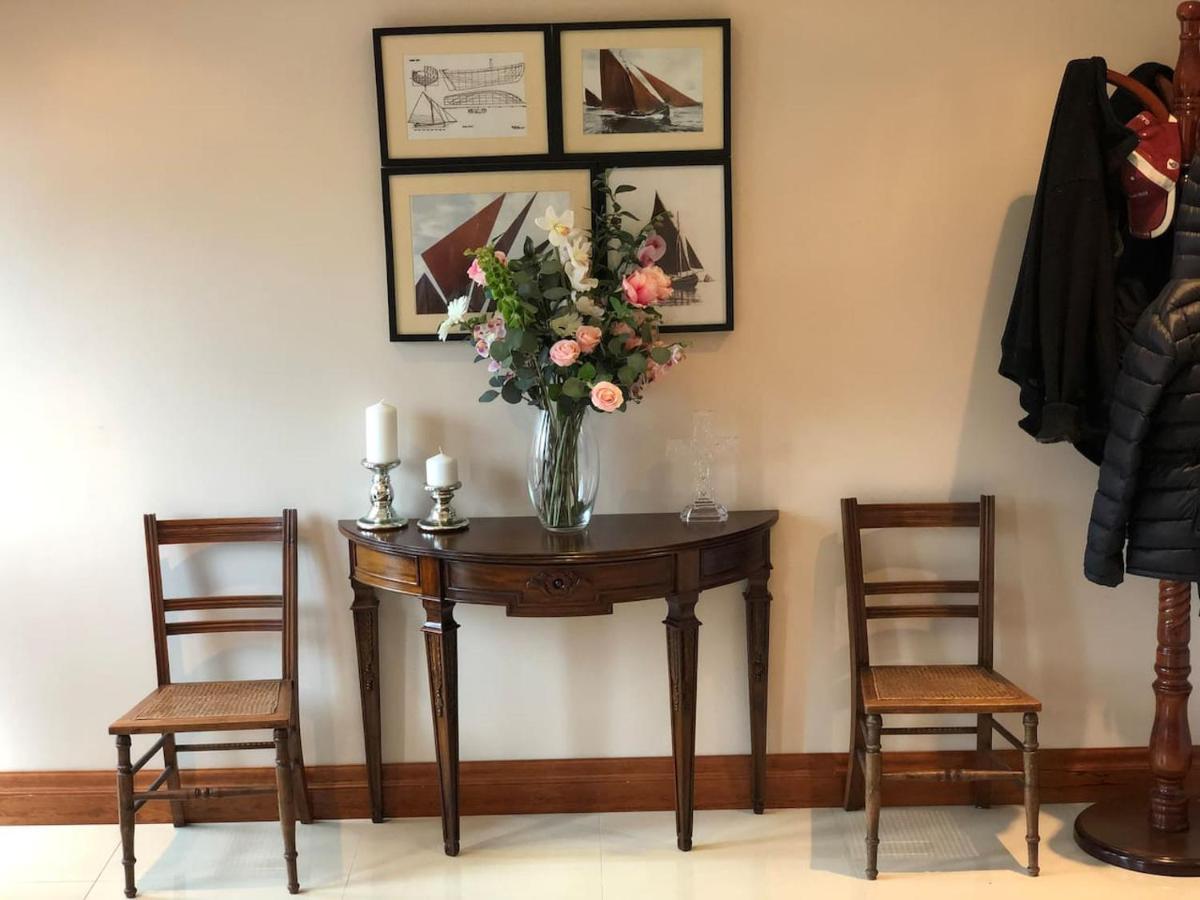 Connemara. 3 Bedroom, 8 Bed, Holiday Home Голуей Екстериор снимка