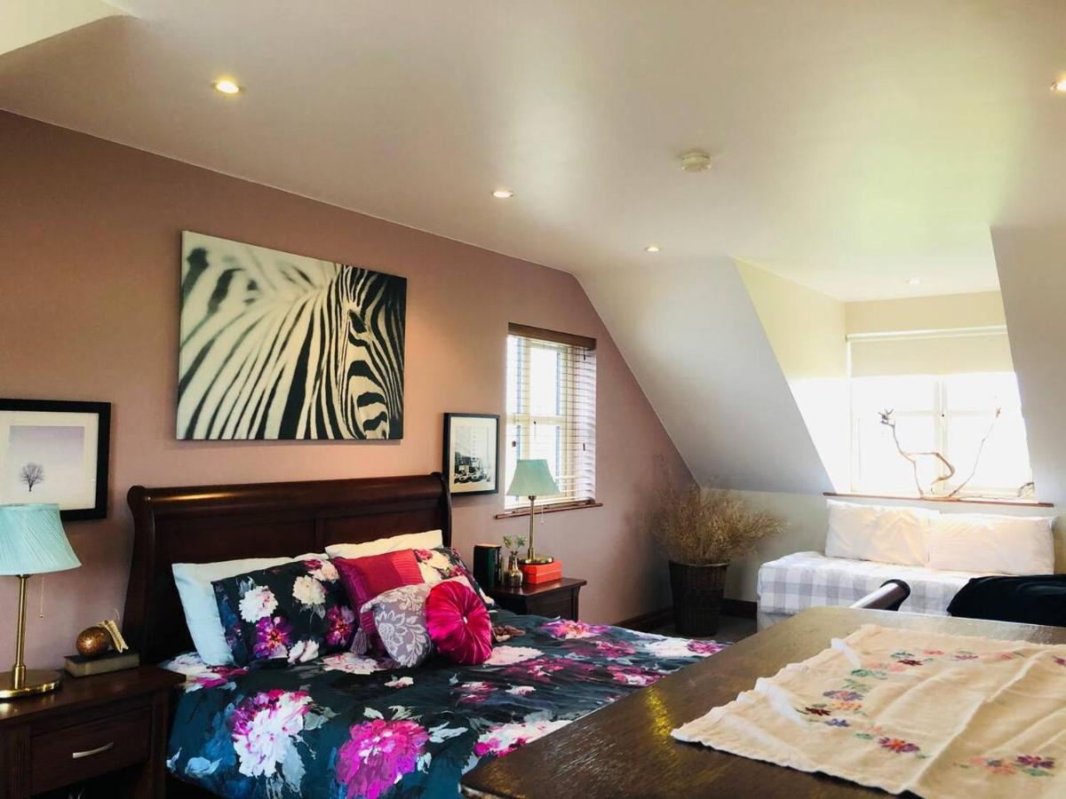 Connemara. 3 Bedroom, 8 Bed, Holiday Home Голуей Екстериор снимка